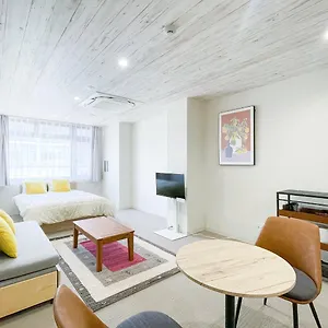 Merdeacube Nambaminami Apartment Osaka